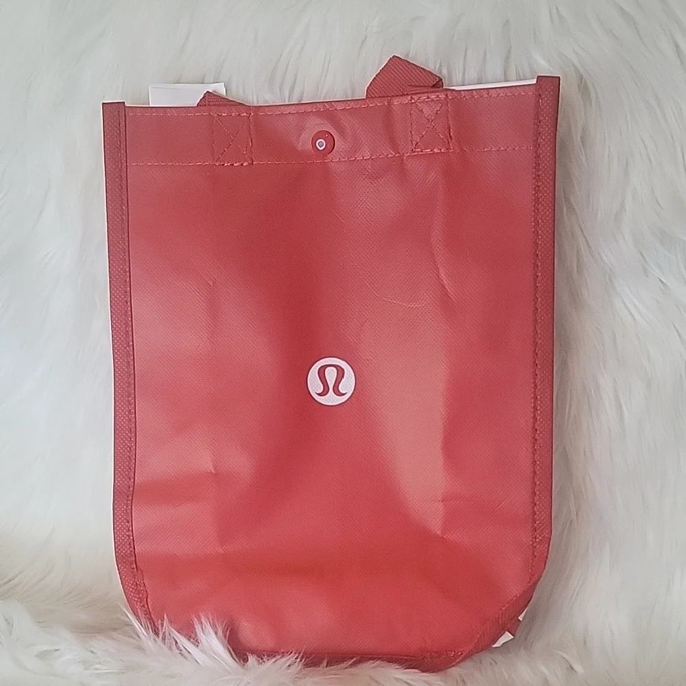 lululemon athletica Red and White Tote Bag Set